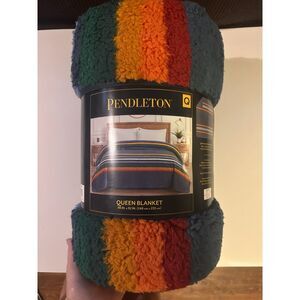 New Pendleton Sherpa Blanket Queen Size Serape Stripe Blue 98”x92”